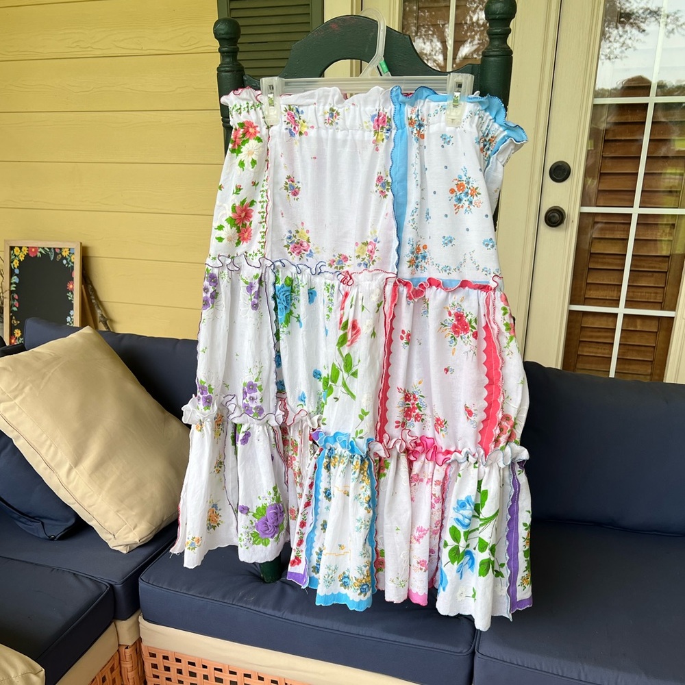 Patchwork Skirt
Made of handkerchiefs